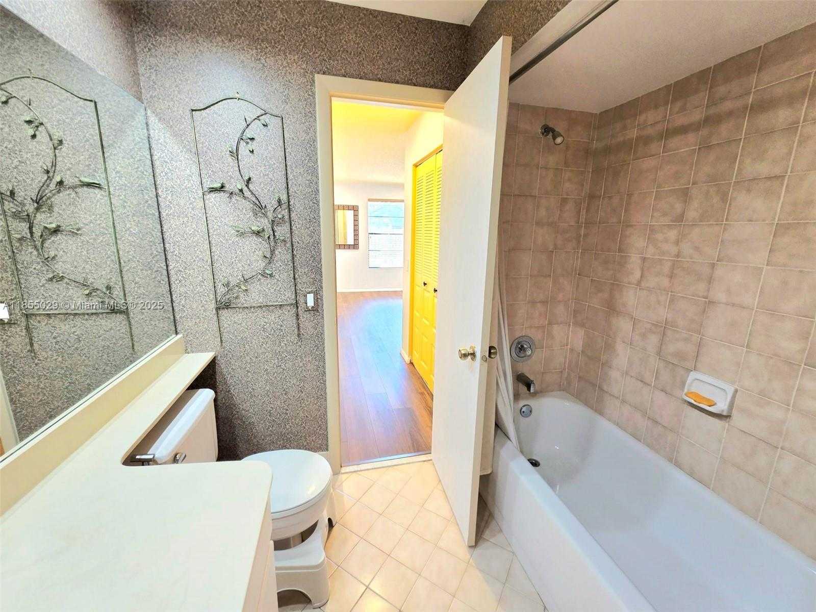Small Image of 2320 DOVER, Weston Number 38