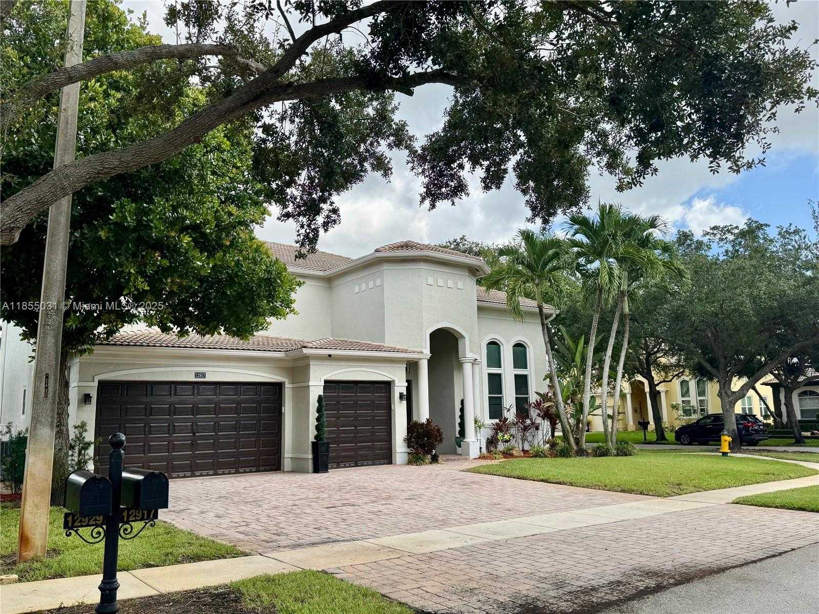 Small Image of 12917 SOUTH WEST 23RD ST, Miramar Number 2