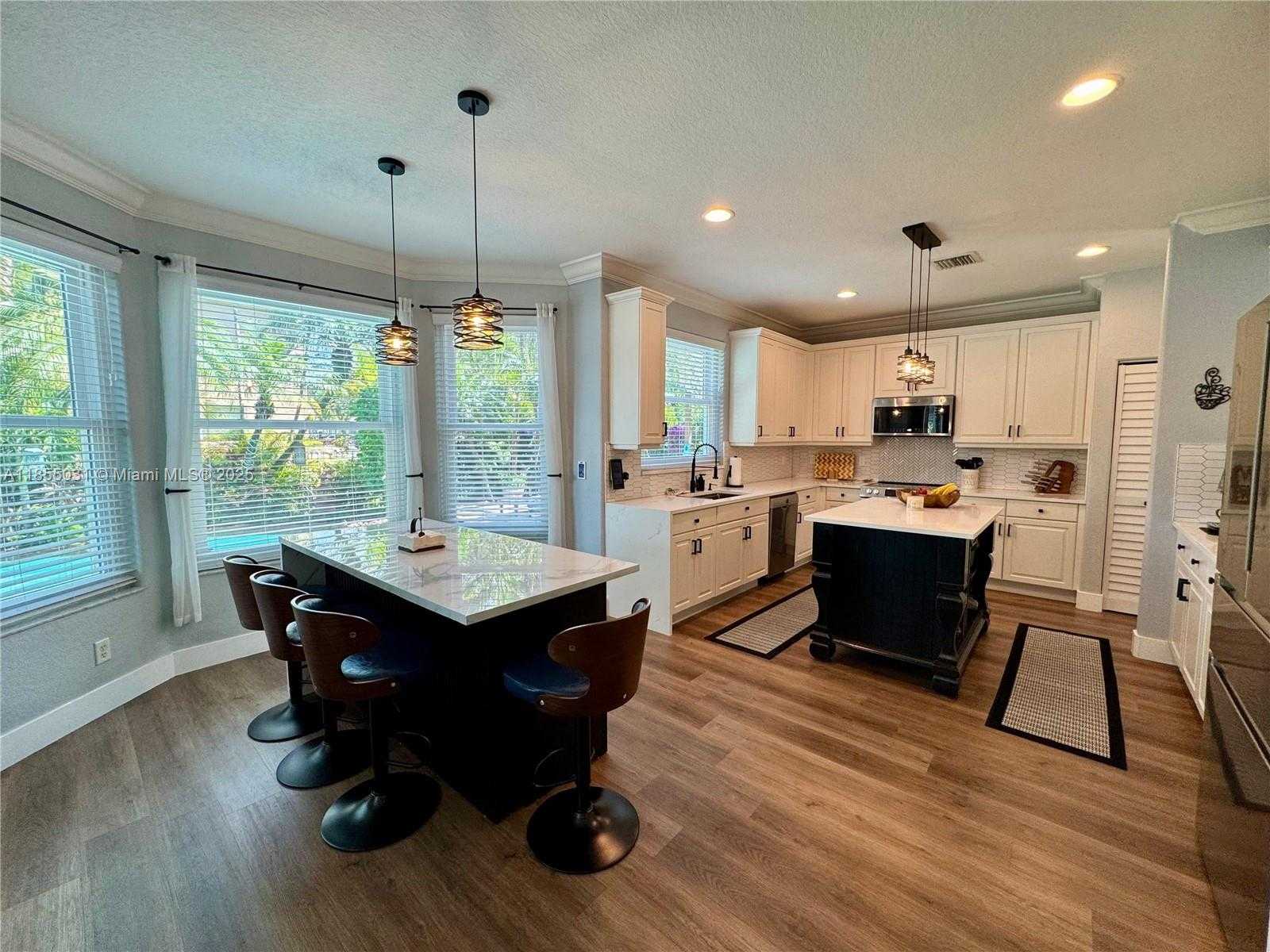 Small Image of 12917 SOUTH WEST 23RD ST, Miramar Number 25