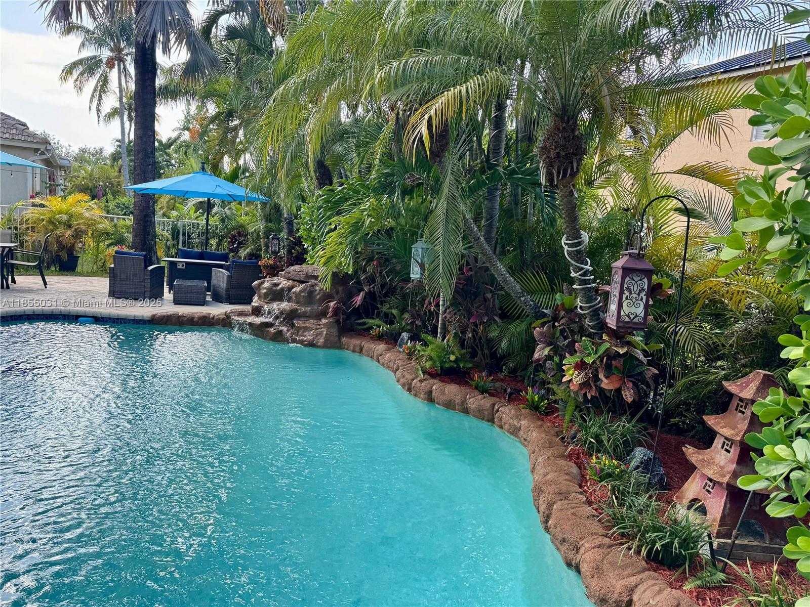 Small Image of 12917 SOUTH WEST 23RD ST, Miramar Number 3