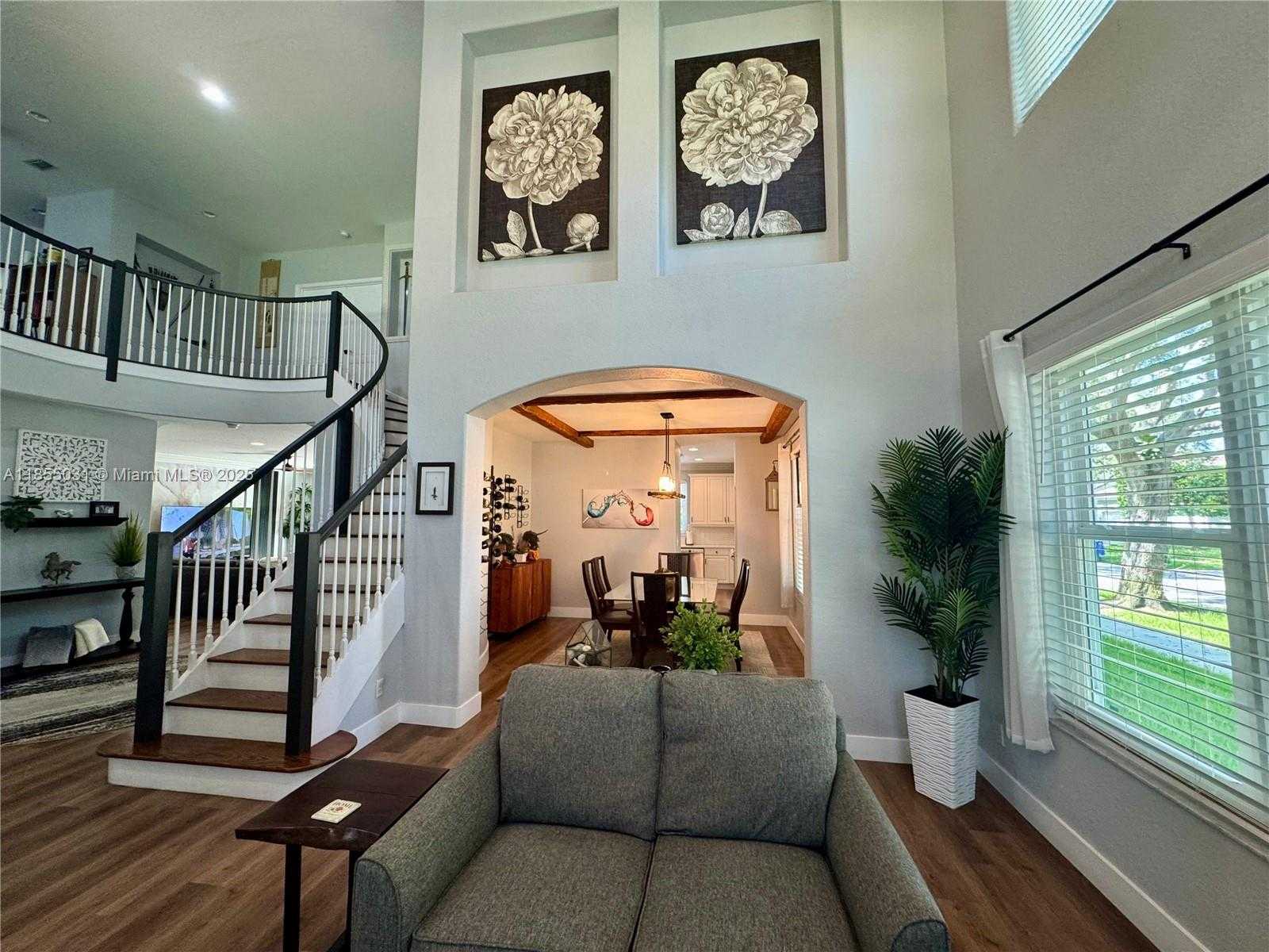 Small Image of 12917 SOUTH WEST 23RD ST, Miramar Number 35