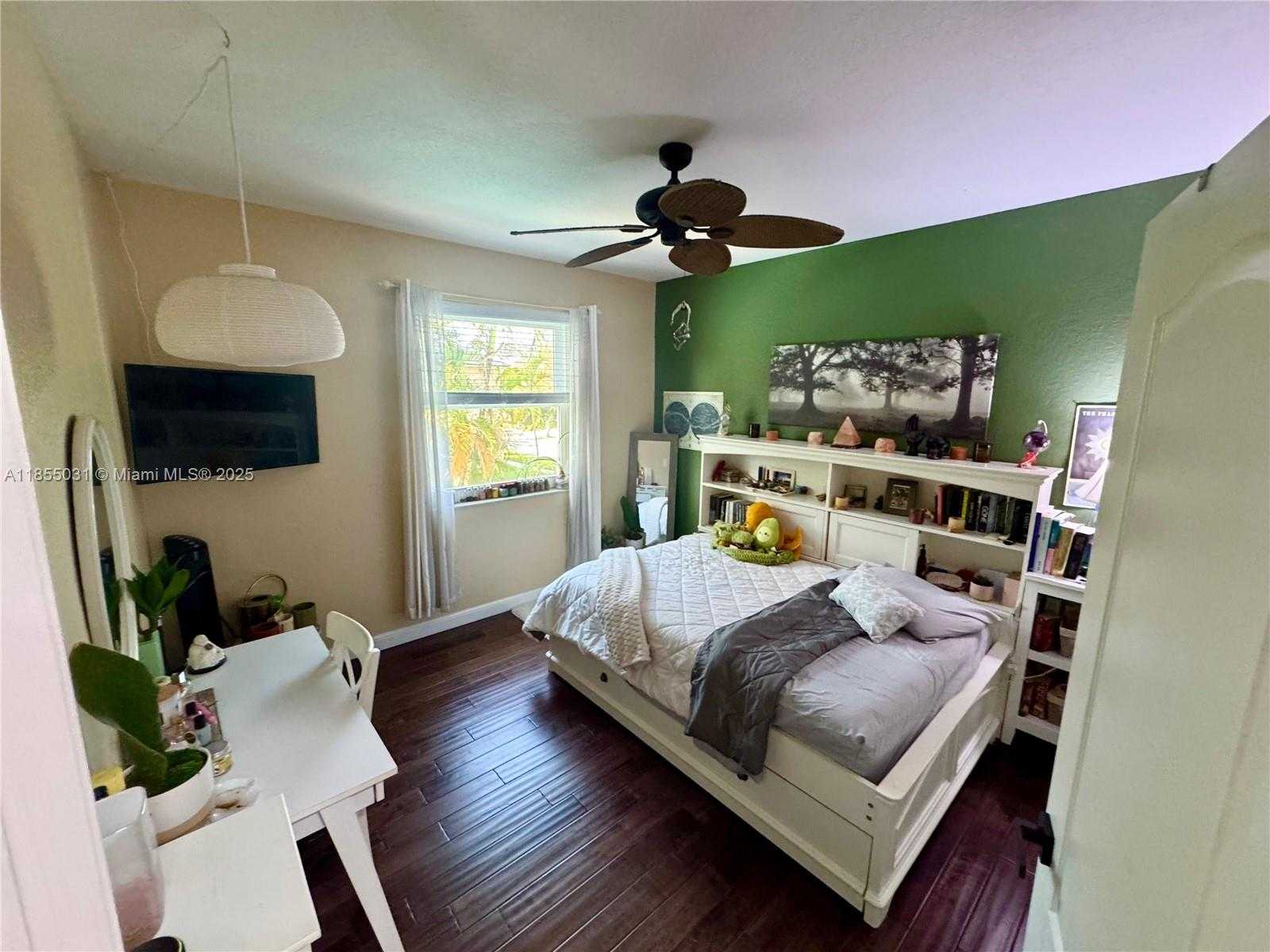 Small Image of 12917 SOUTH WEST 23RD ST, Miramar Number 44