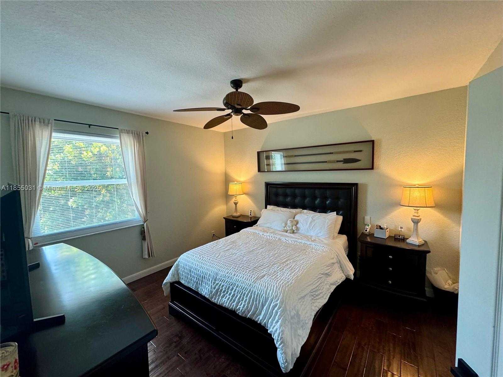 Small Image of 12917 SOUTH WEST 23RD ST, Miramar Number 45