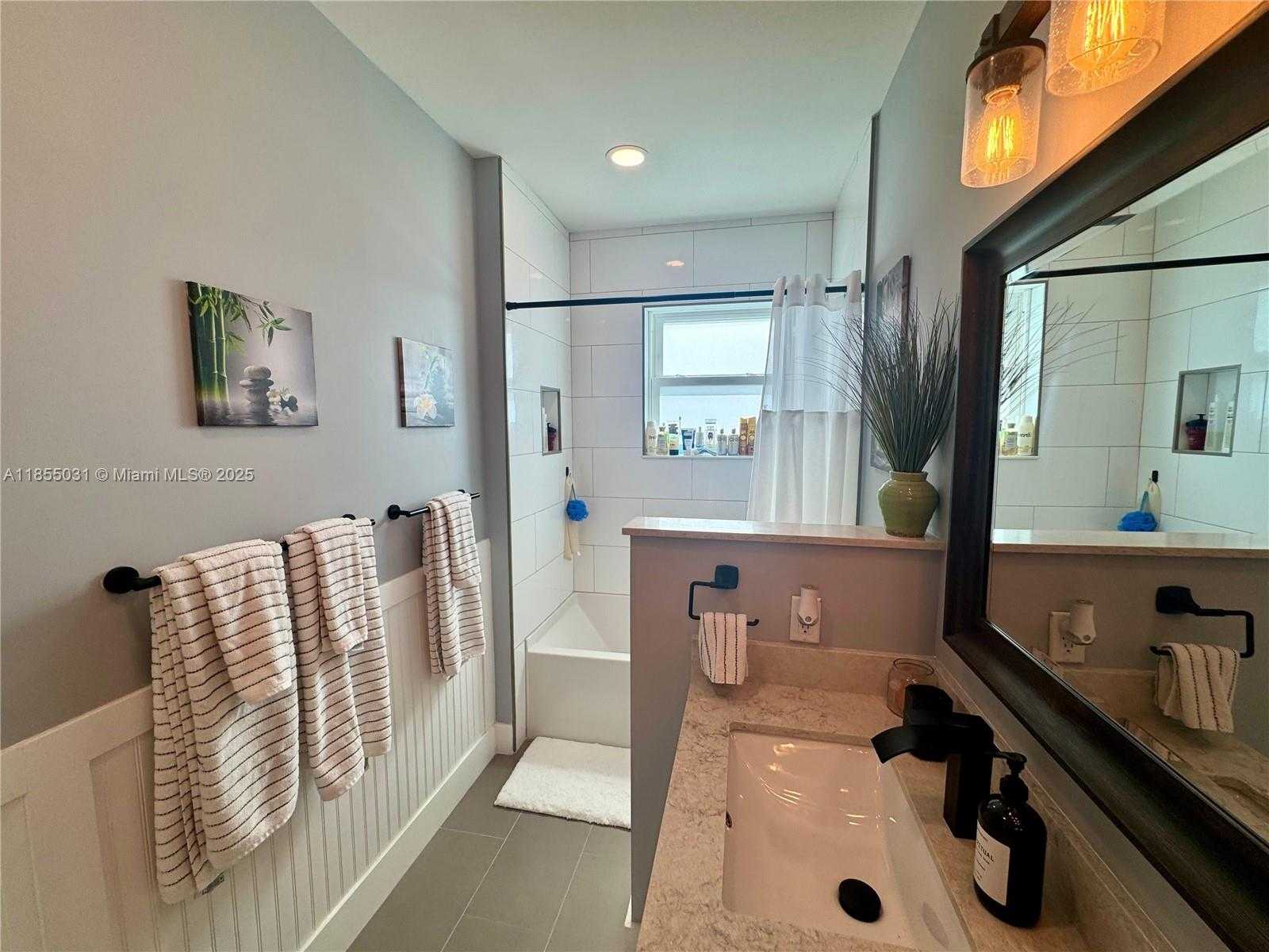 Small Image of 12917 SOUTH WEST 23RD ST, Miramar Number 49