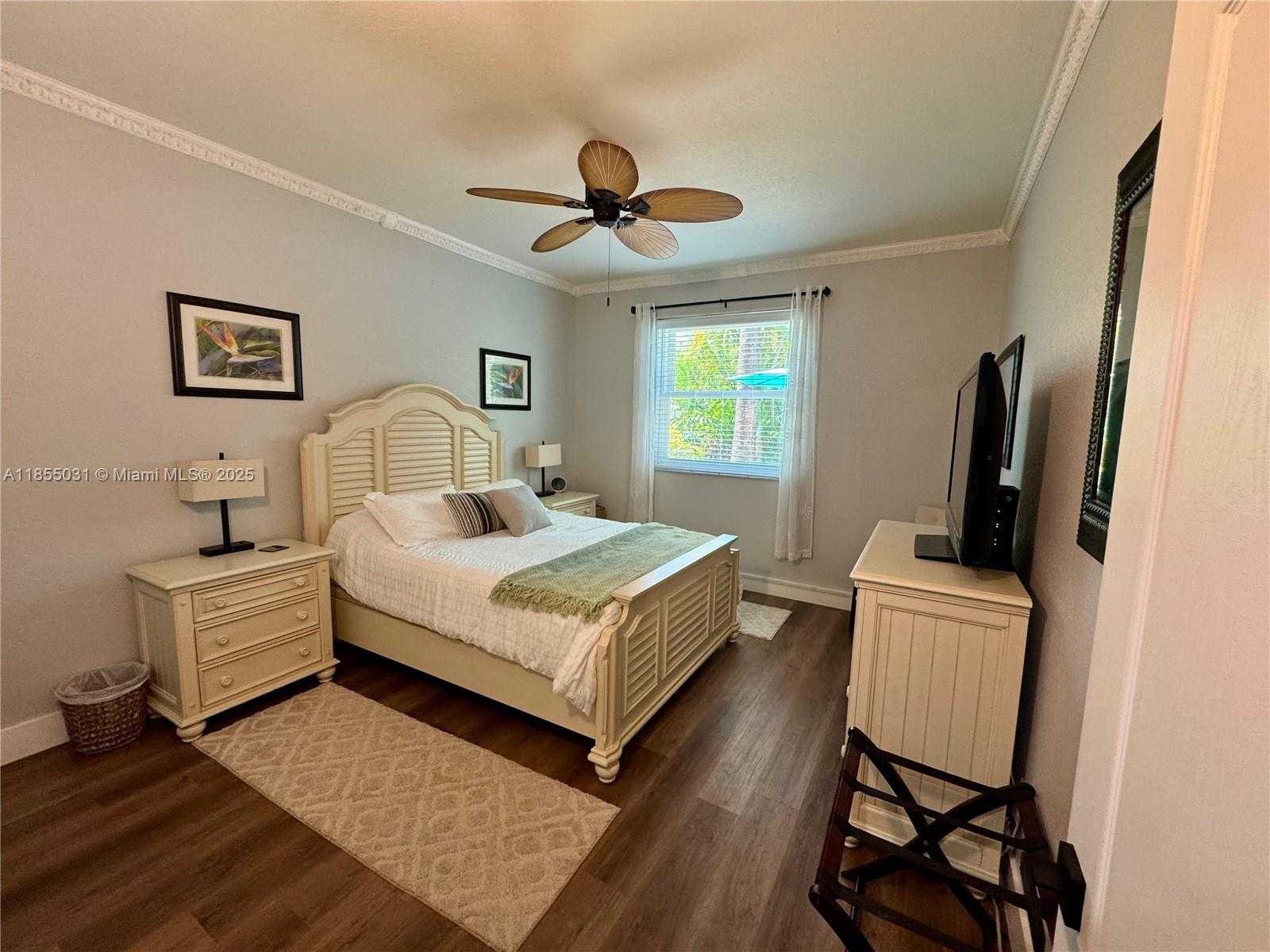 Small Image of 12917 SOUTH WEST 23RD ST, Miramar Number 51