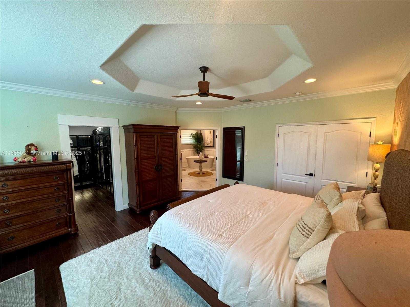 Small Image of 12917 SOUTH WEST 23RD ST, Miramar Number 58