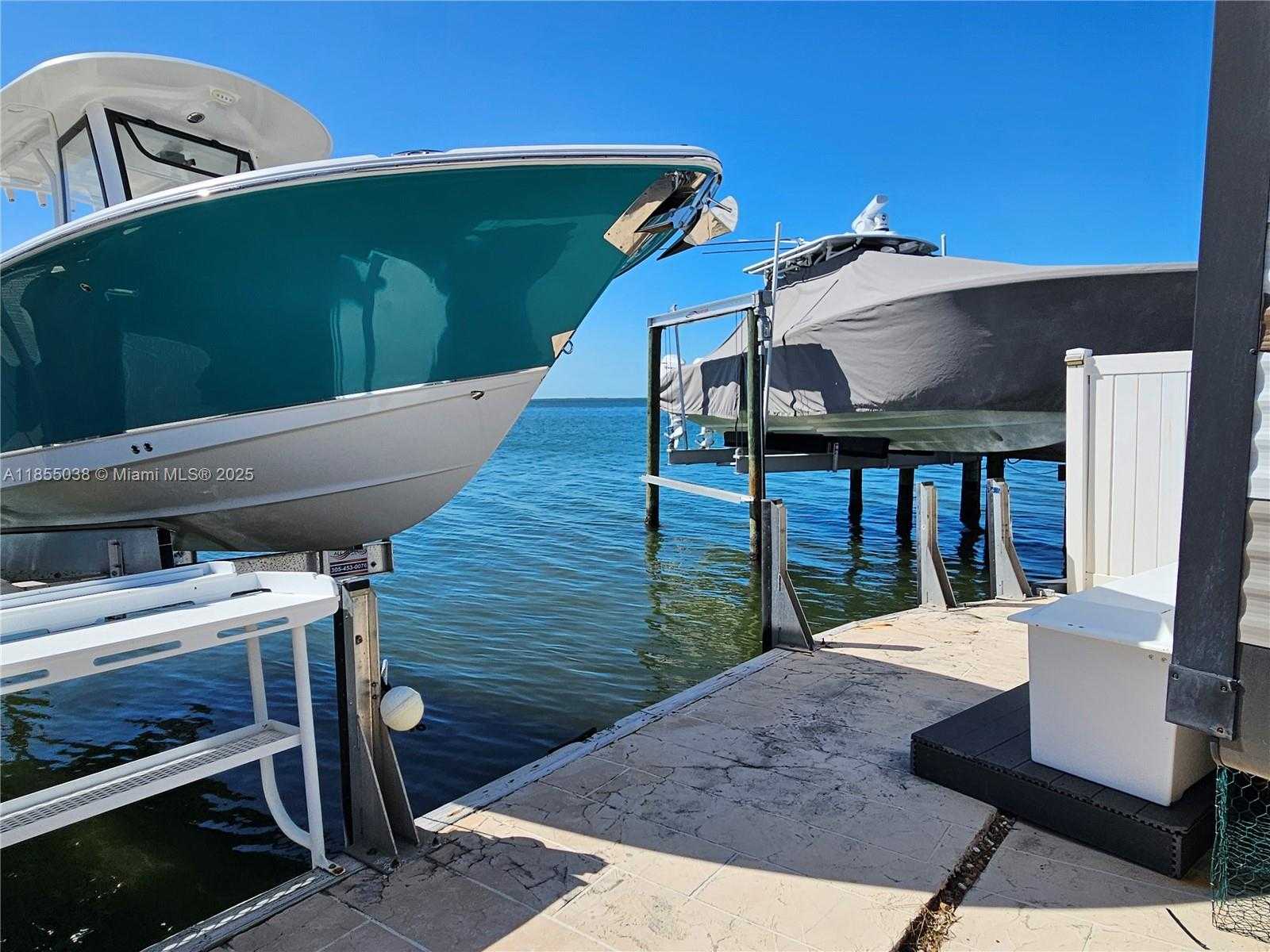 Small Image of 325 CALUSA ST LOT 227, Key Largo Number 14