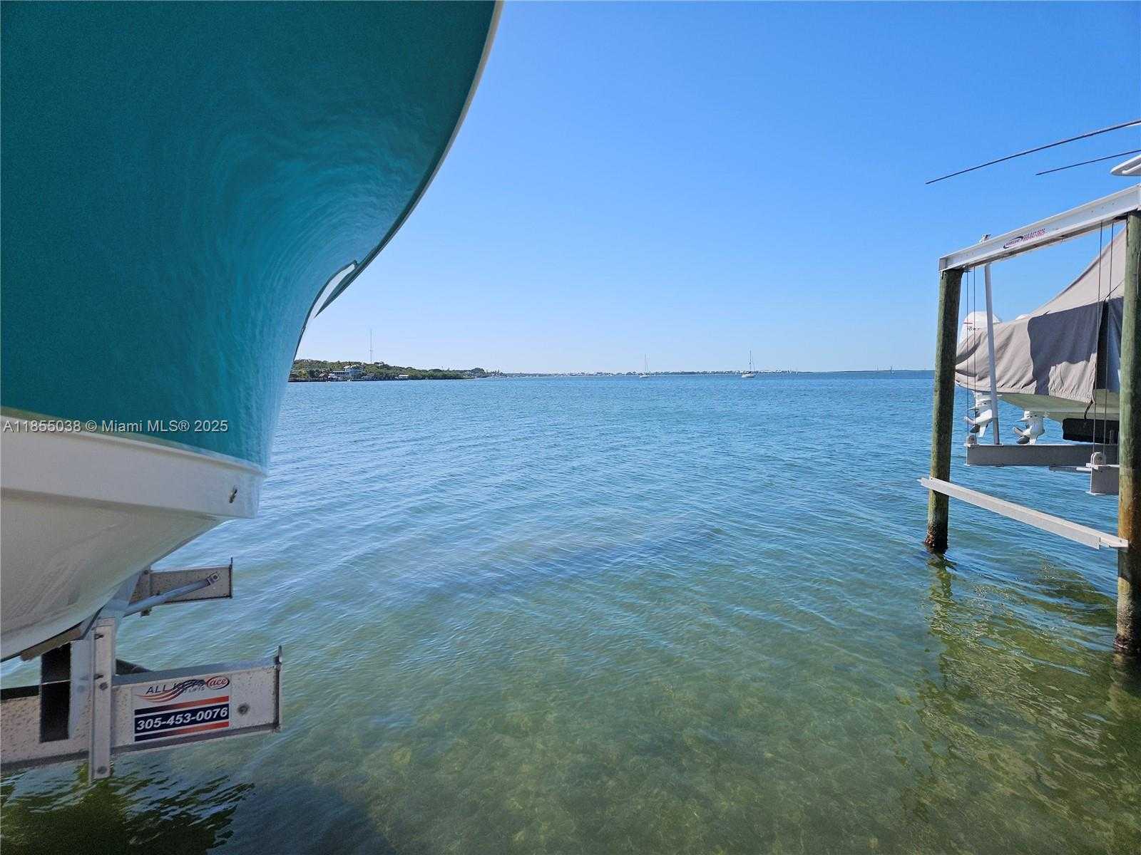 Small Image of 325 CALUSA ST LOT 227, Key Largo Number 22