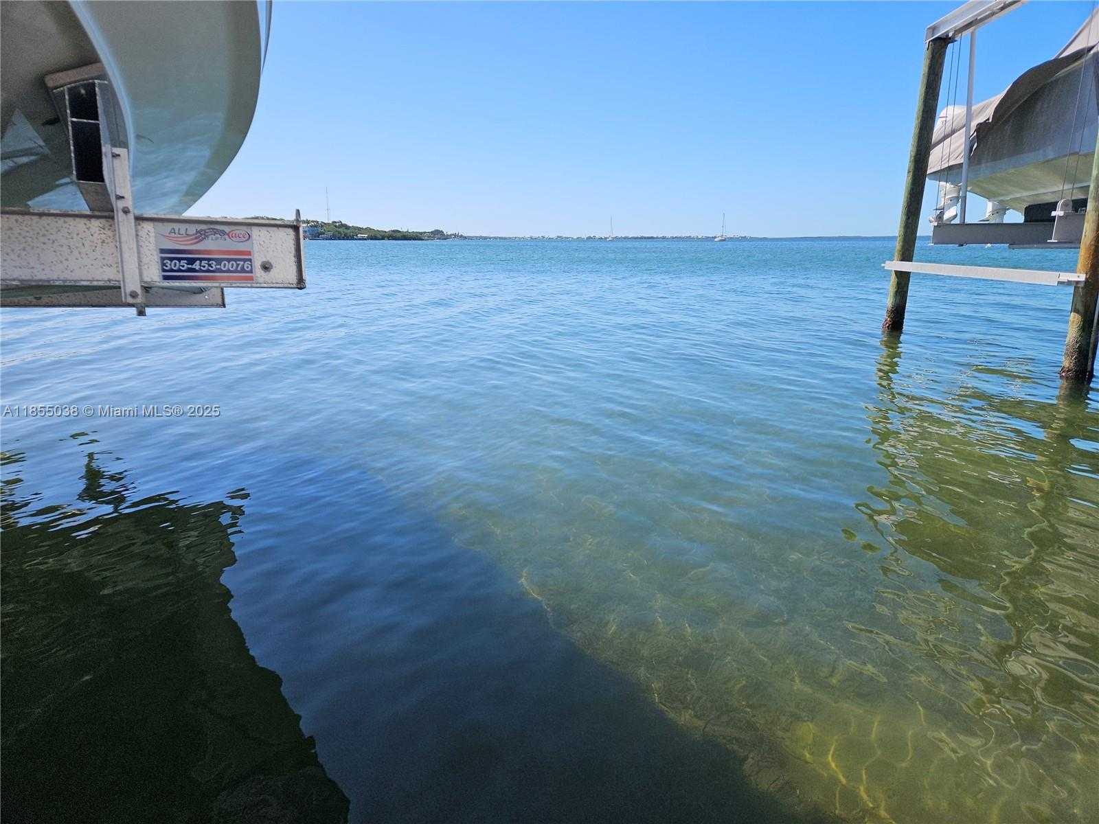 Small Image of 325 CALUSA ST LOT 227, Key Largo Number 23