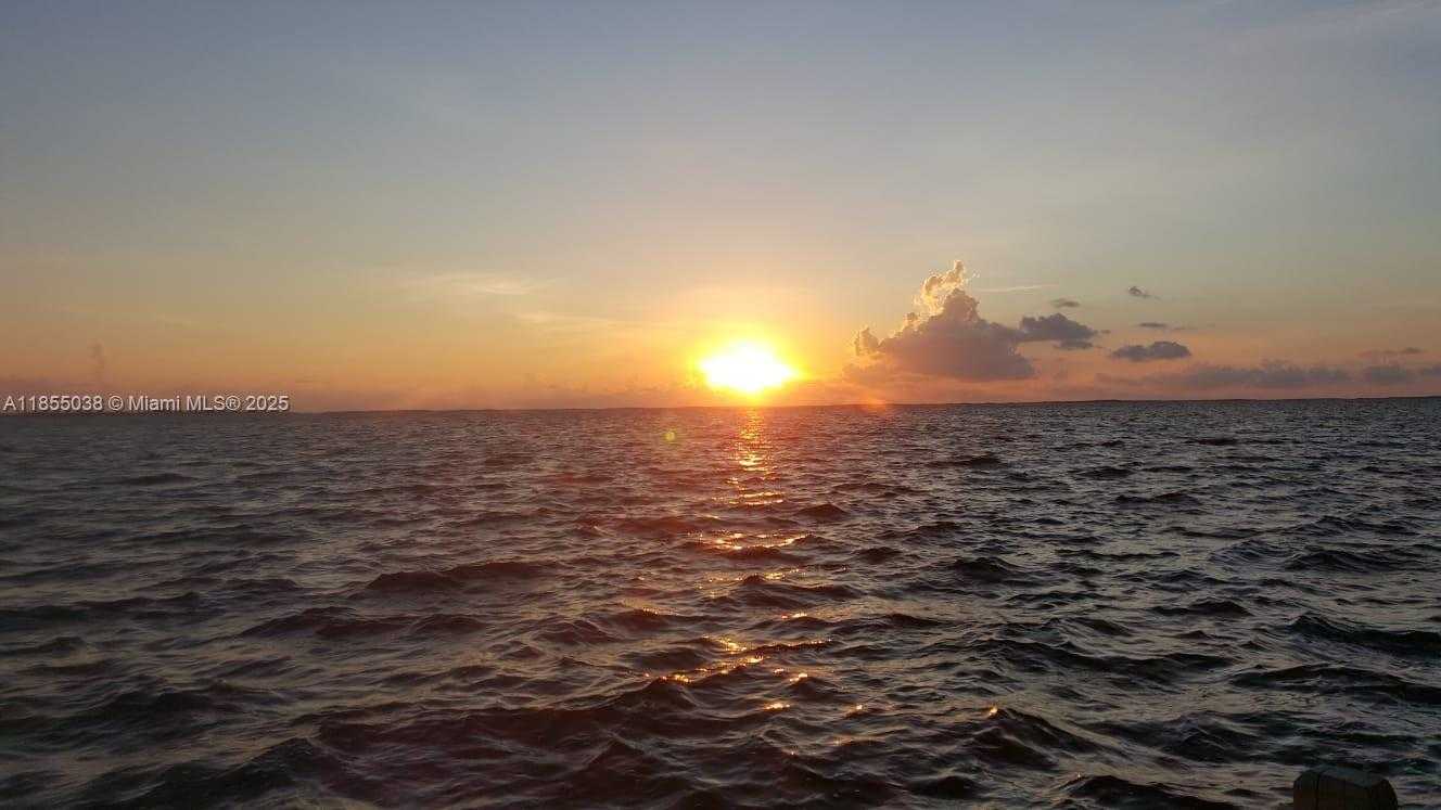 Small Image of 325 CALUSA ST LOT 227, Key Largo Number 3