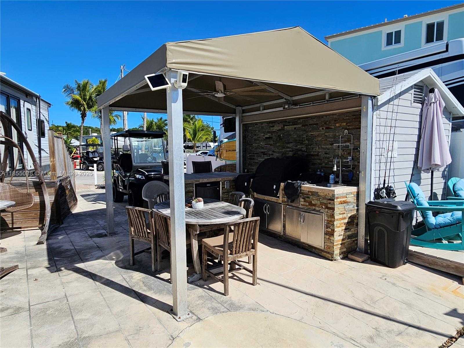 Small Image of 325 CALUSA ST LOT 227, Key Largo Number 7