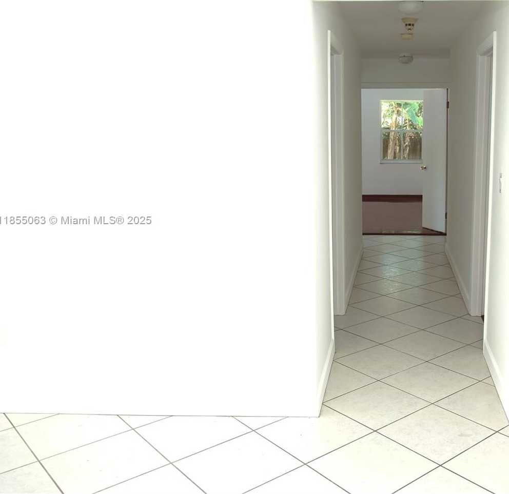 Small Image of 15021 SOUTH WEST 75TH CT, Palmetto Bay Number 20