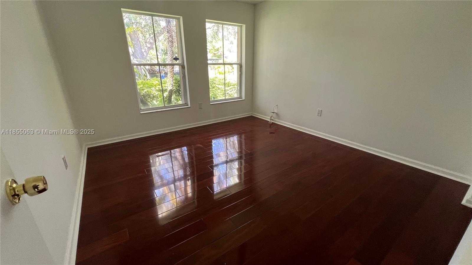 Small Image of 15021 SOUTH WEST 75TH CT, Palmetto Bay Number 23