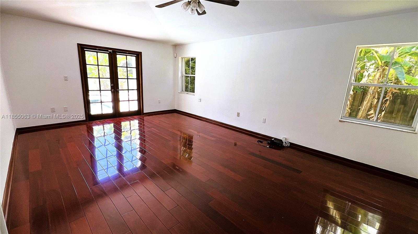 Small Image of 15021 SOUTH WEST 75TH CT, Palmetto Bay Number 26