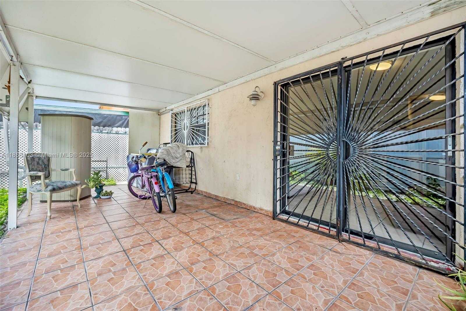 Small Image of 7540 WEST 29TH AVE, Hialeah Number 18