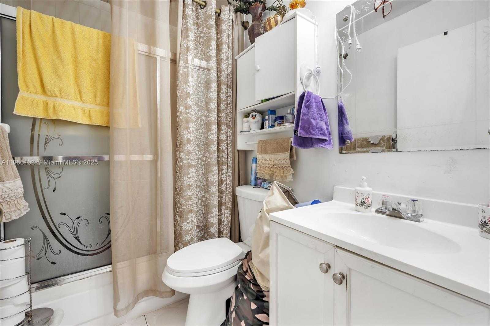 Small Image of 7540 WEST 29TH AVE, Hialeah Number 20