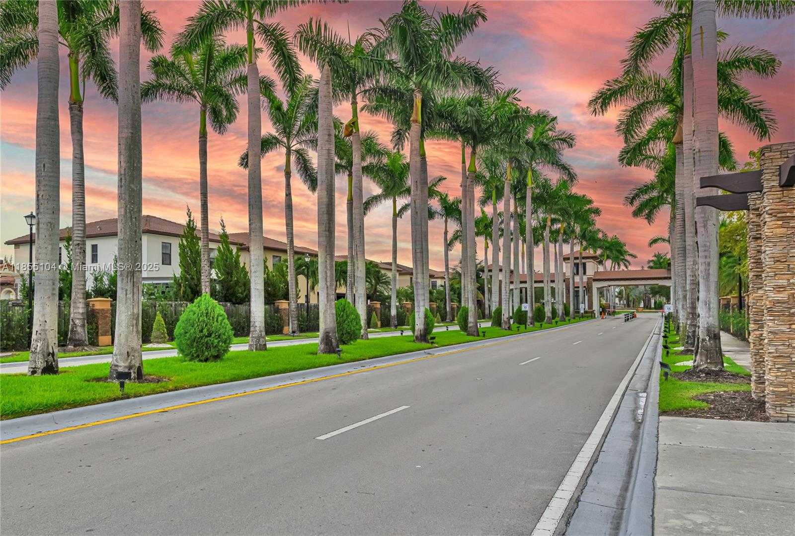 Small Image of 8630 NORTH WEST 101ST PL, Doral Number 2