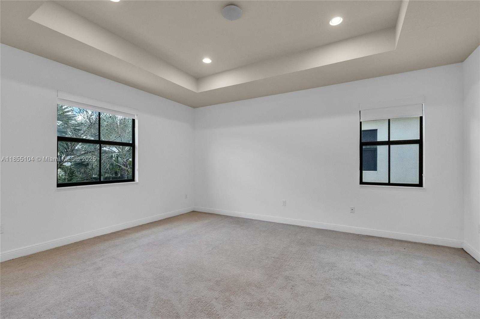 Small Image of 8630 NORTH WEST 101ST PL, Doral Number 23