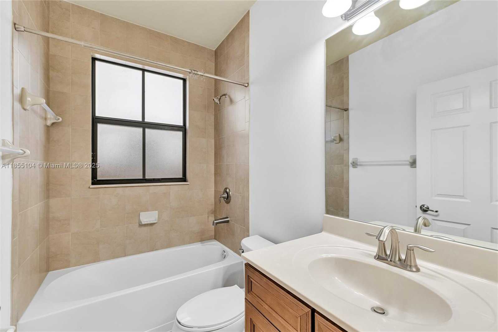 Small Image of 8630 NORTH WEST 101ST PL, Doral Number 28