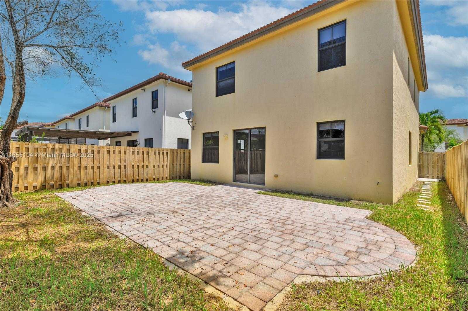 Small Image of 8630 NORTH WEST 101ST PL, Doral Number 29