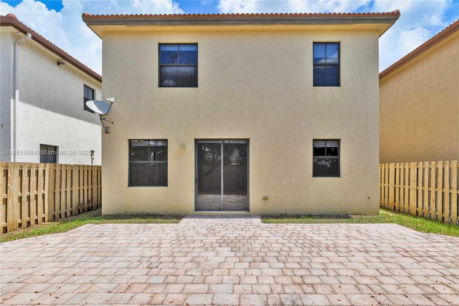 Small Image of 8630 NORTH WEST 101ST PL, Doral Number 30