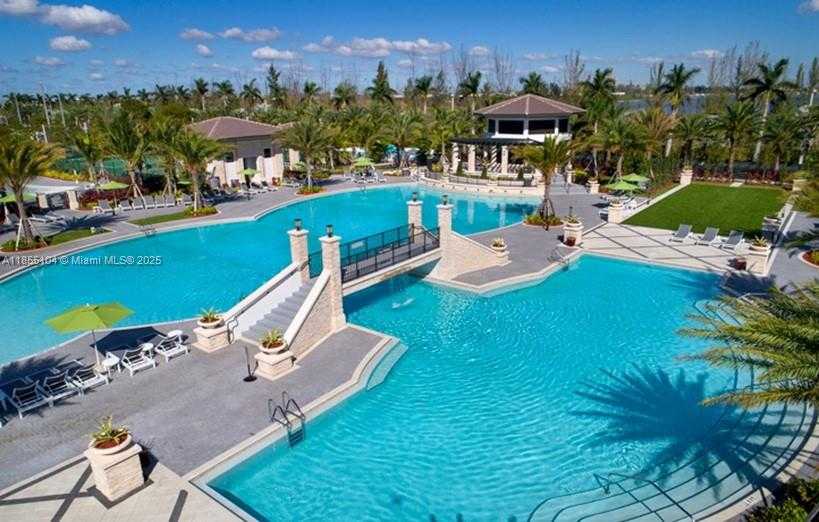 Small Image of 8630 NORTH WEST 101ST PL, Doral Number 40