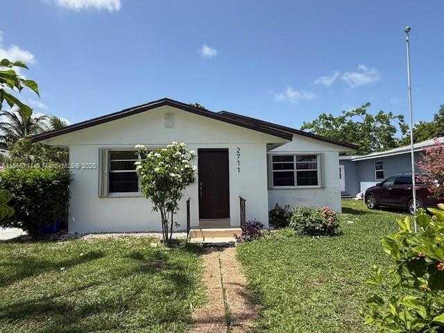 Small Image of 2711 DEWEY ST, Hollywood Number 2