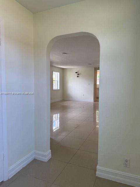 Small Image of 2711 DEWEY ST, Hollywood Number 4
