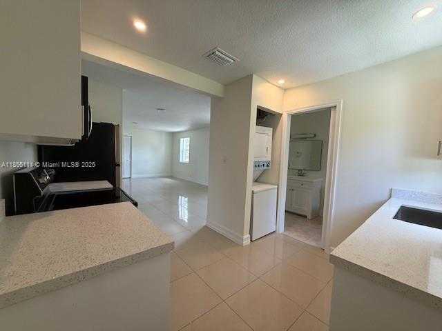 Small Image of 2711 DEWEY ST, Hollywood Number 8