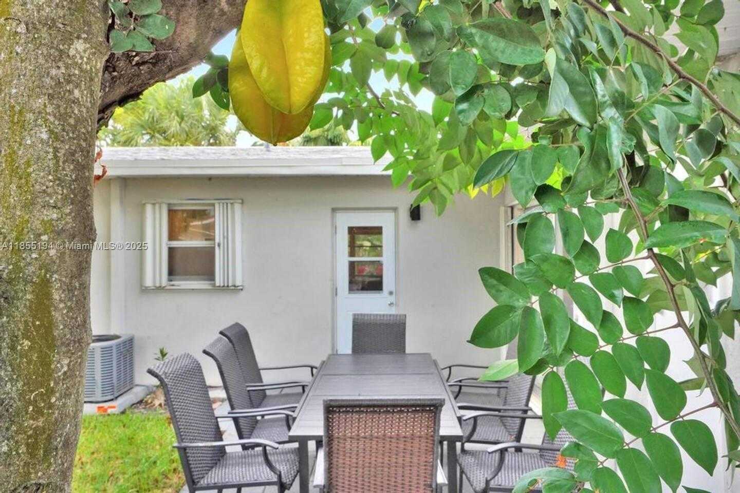 Small Image of 1573 NORTH EAST 30TH CT, Pompano Beach Number 2