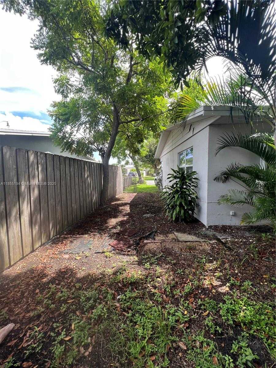 Small Image of 1573 NORTH EAST 30TH CT, Pompano Beach Number 26