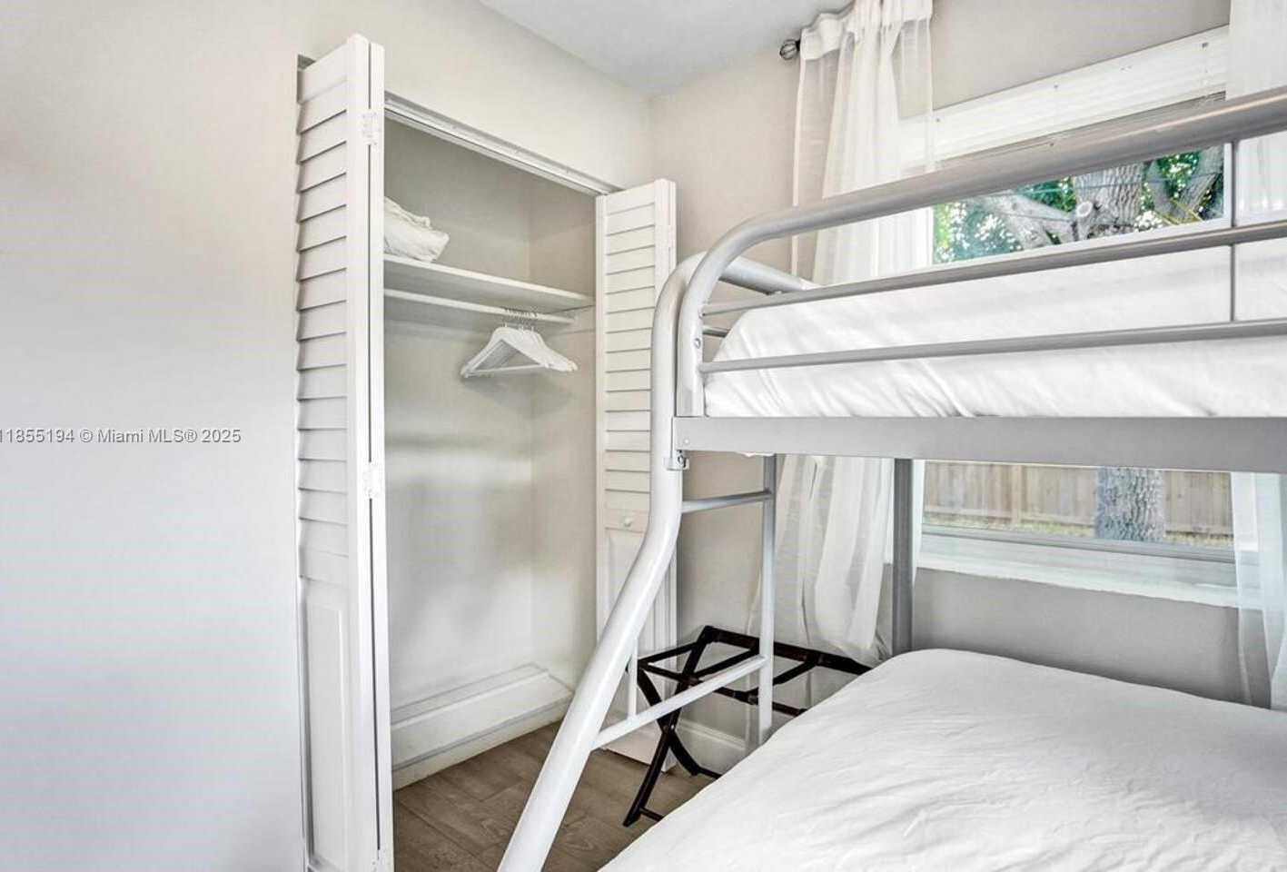 Small Image of 1573 NORTH EAST 30TH CT, Pompano Beach Number 8