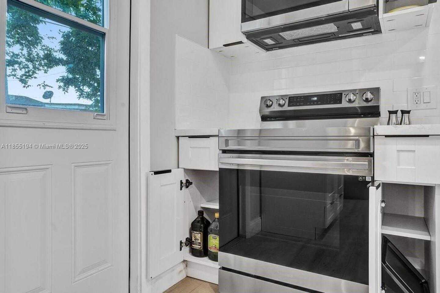 Small Image of 1573 NORTH EAST 30TH CT, Pompano Beach Number 9