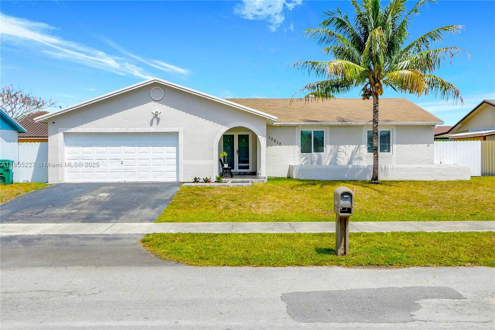 Small Image of 13217 SOUTH WEST 257TH TER, Homestead Number 18