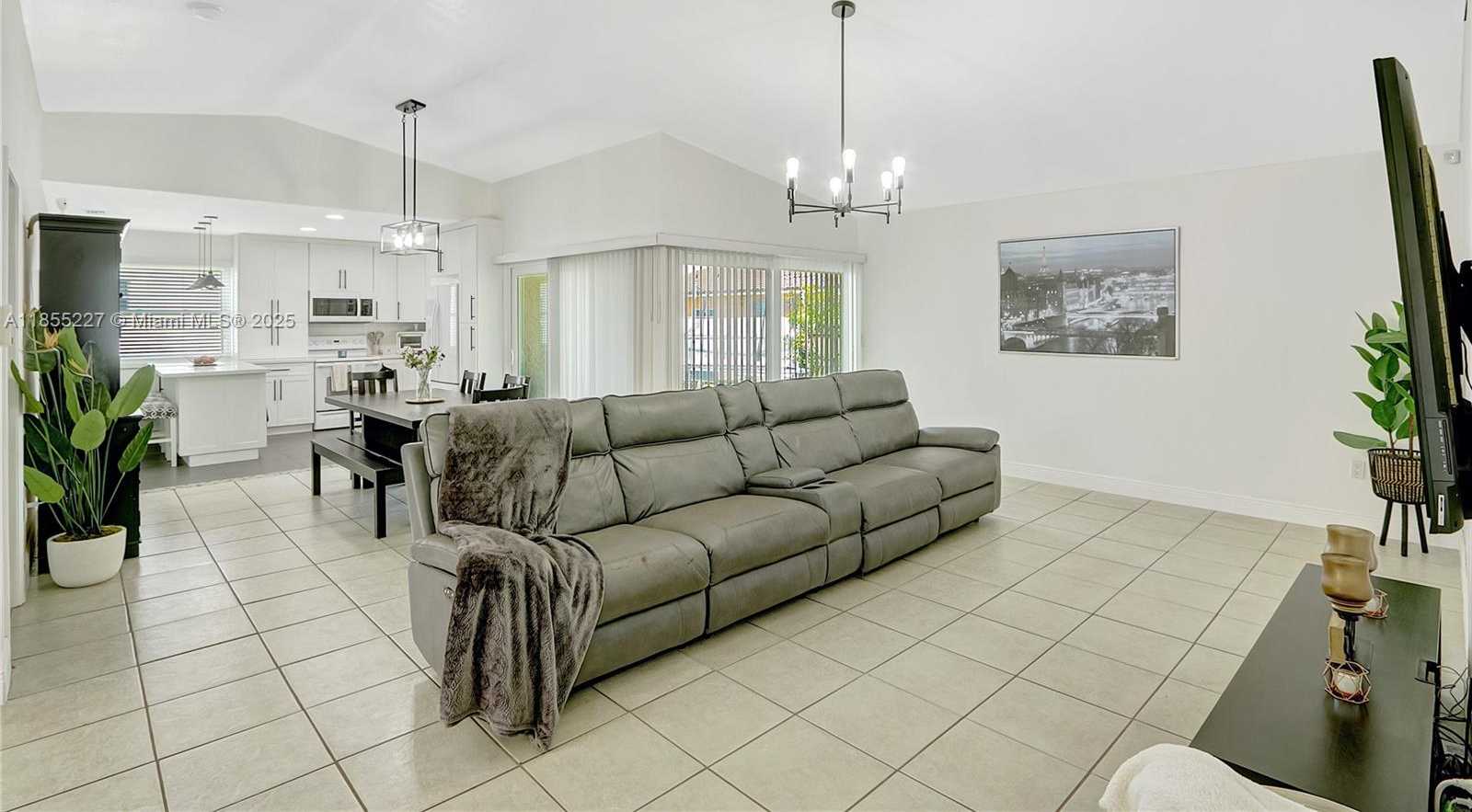 Small Image of 13217 SOUTH WEST 257TH TER, Homestead Number 3