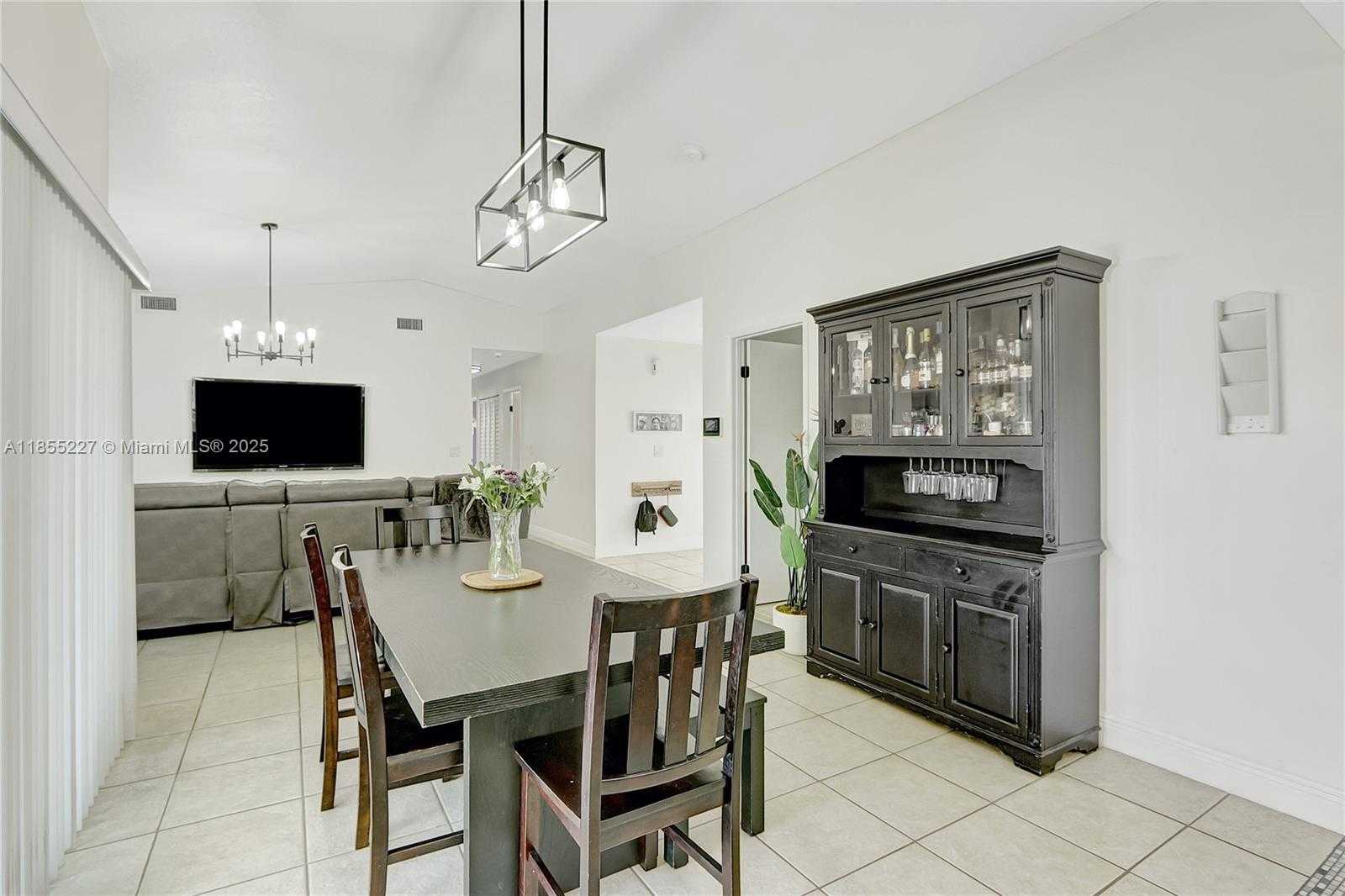 Small Image of 13217 SOUTH WEST 257TH TER, Homestead Number 5