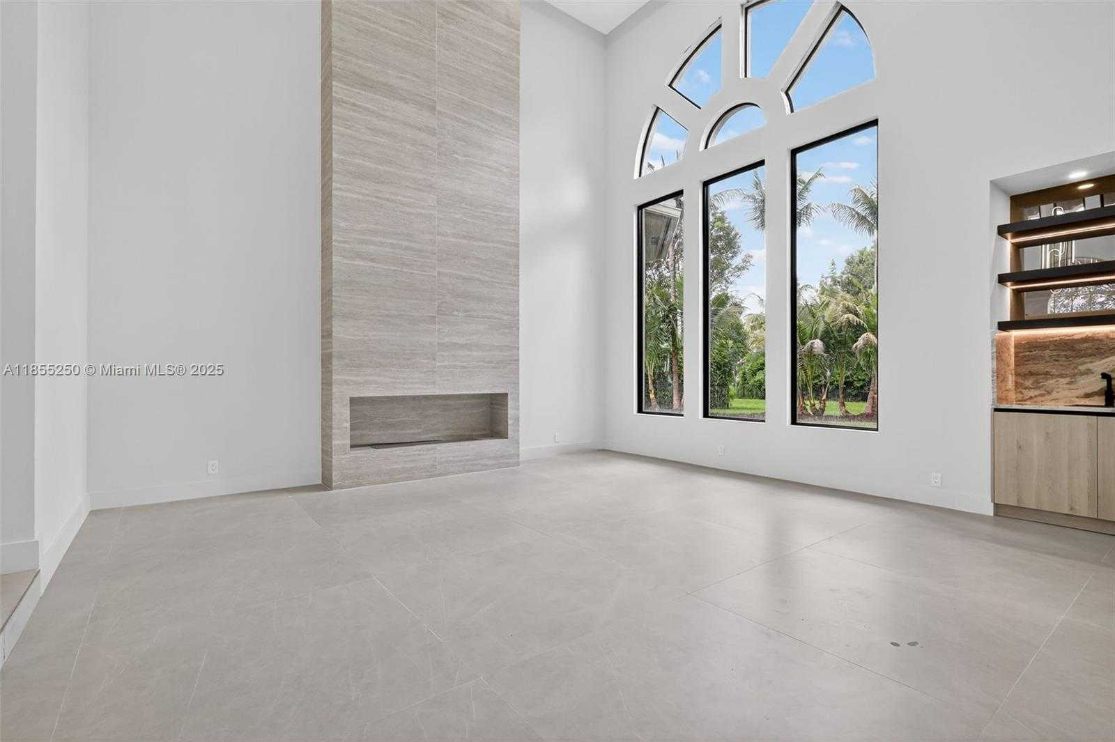 Small Image of 3303 WEST STONEBROOK CIR, Davie Number 11