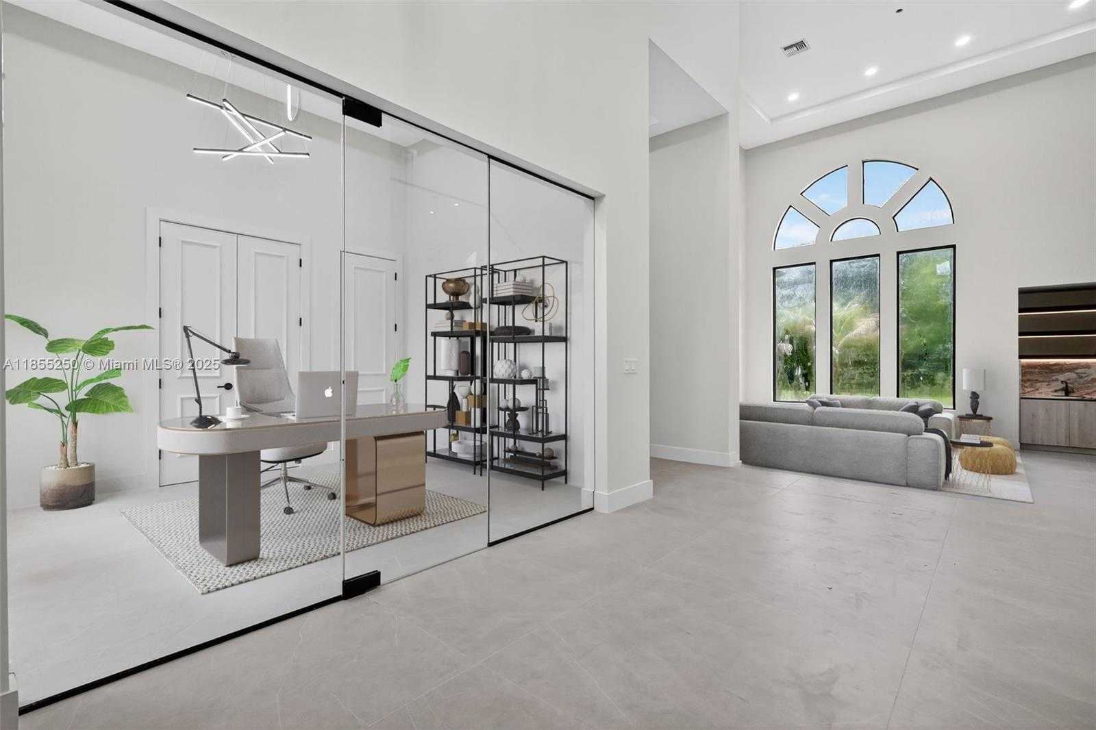 Small Image of 3303 WEST STONEBROOK CIR, Davie Number 27