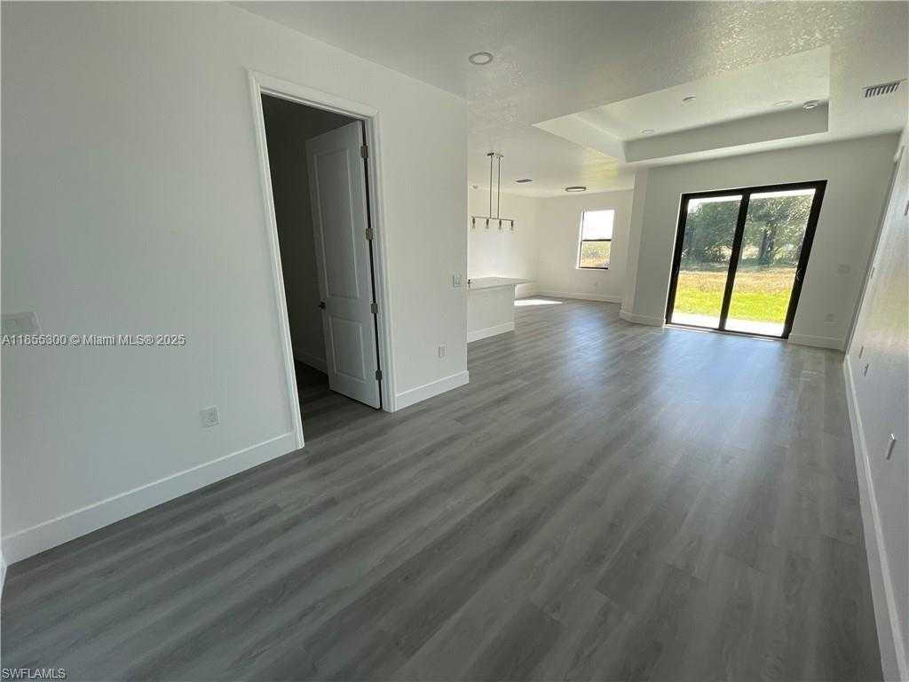 Small Image of 818 CHEMSTRAND, Lehigh Acres Number 5