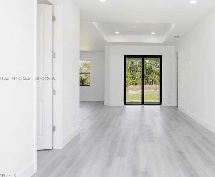 Small Image of 615 Addison St E, Lehigh Acres, FL 33974, USA Number 7