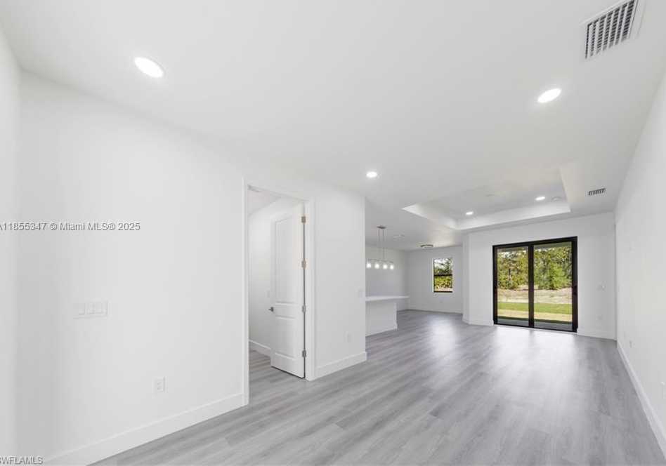 Small Image of 615 Addison St E, Lehigh Acres, FL 33974, USA Number 8