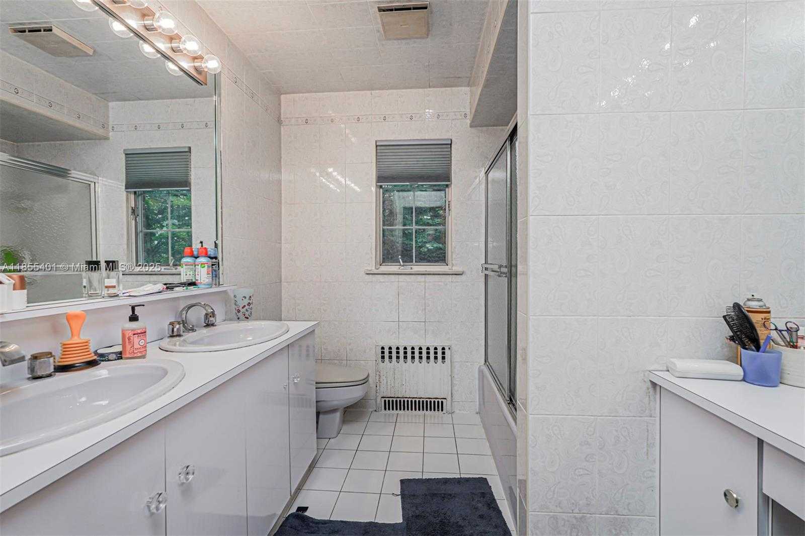 Small Image of 66 CROMWELL CIR, Out of City Number 56