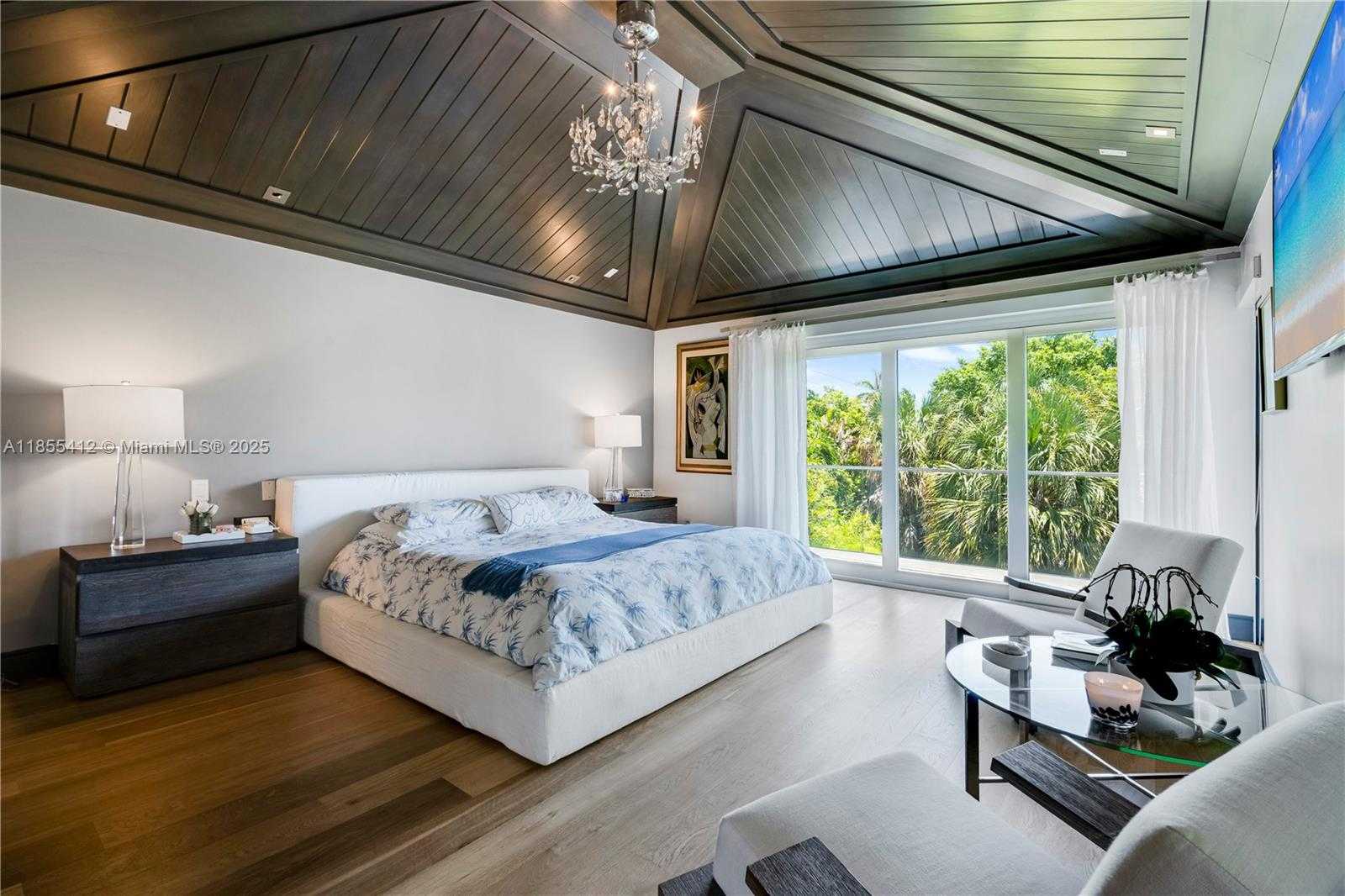 Small Image of 545 SABAL PALM, Key Biscayne Number 57