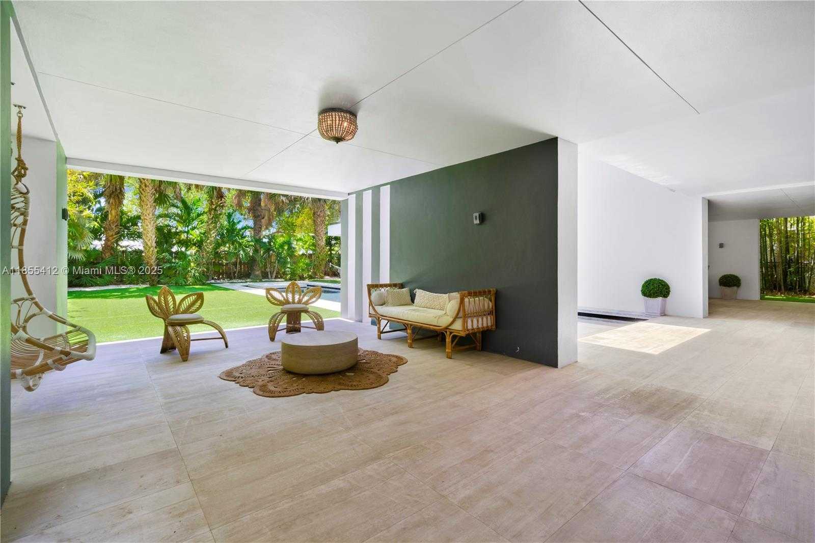 Small Image of 545 SABAL PALM, Key Biscayne Number 7