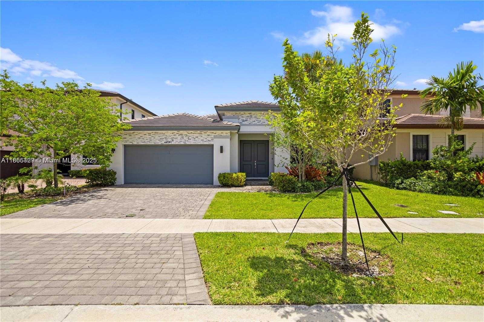 Small Image of 4407 SOUTH WEST 175TH AVE, Miramar Number 2