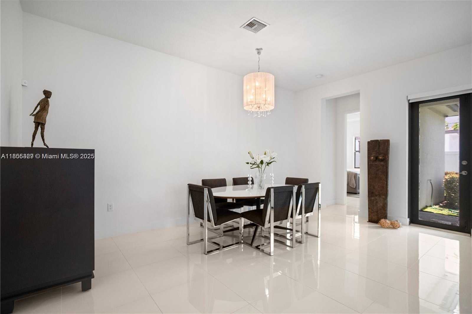 Small Image of 4407 SOUTH WEST 175TH AVE, Miramar Number 23