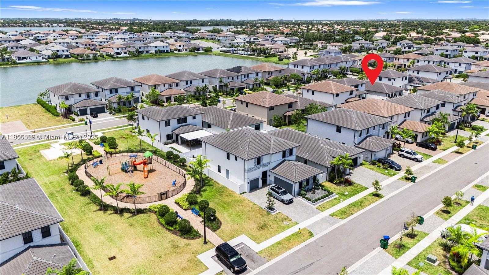 Small Image of 4407 SOUTH WEST 175TH AVE, Miramar Number 47