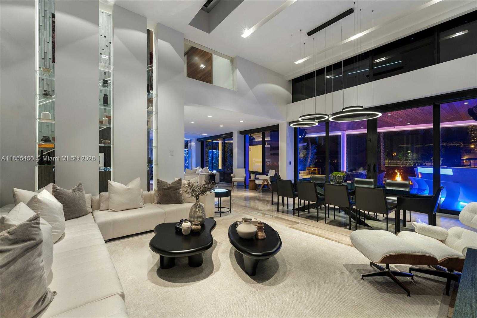 Small Image of 528 LAKEVIEW CT, Miami Beach Number 28