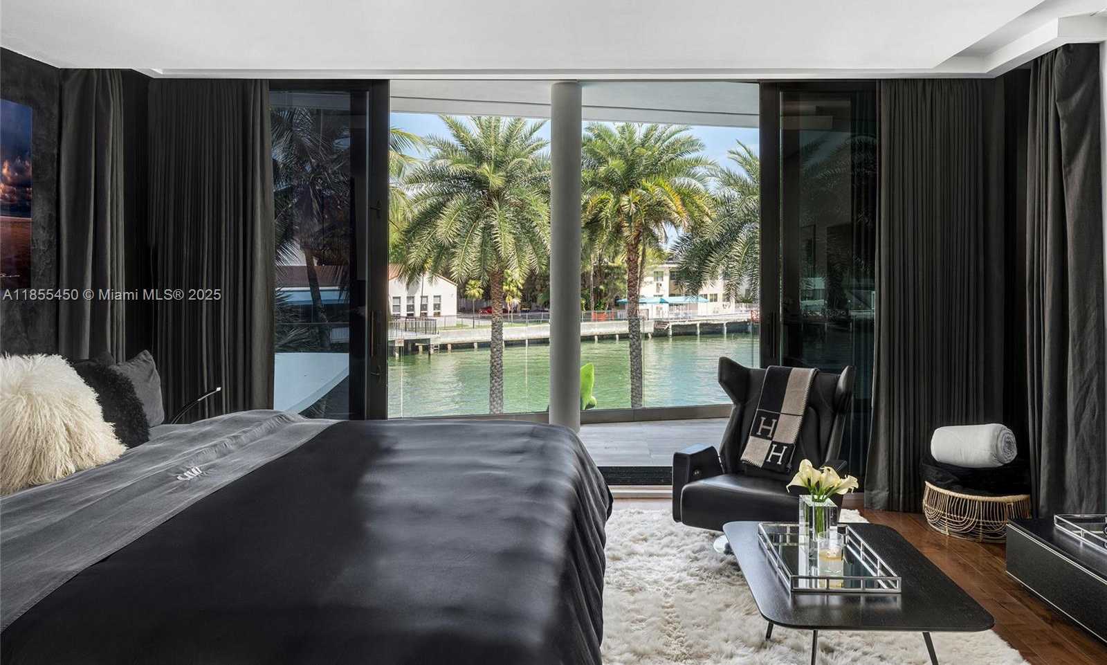 Small Image of 528 LAKEVIEW CT, Miami Beach Number 45