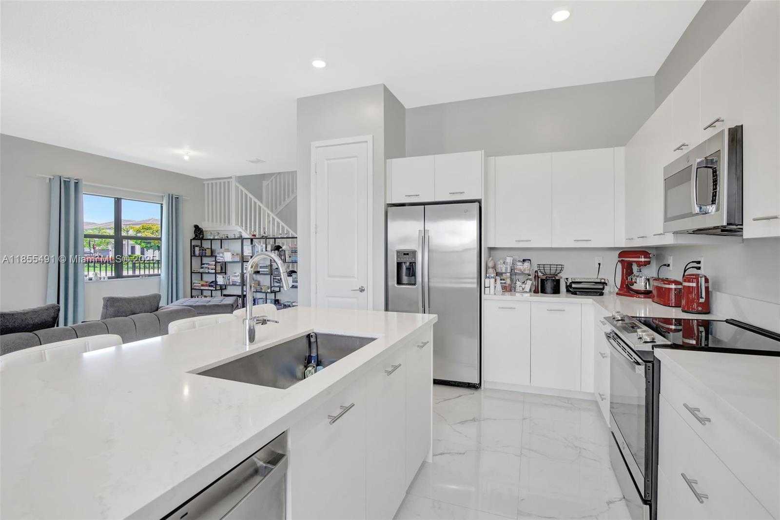 Small Image of 4520 SOUTH WEST 173RD AVE, Miramar Number 14